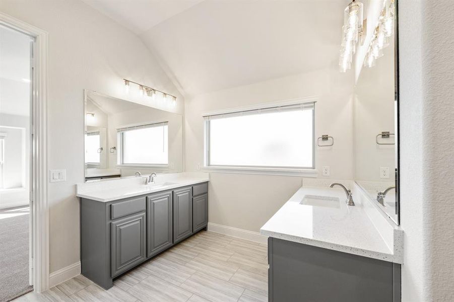 Furnished interior view inside a new home in Somerset Classic 70s & 80s, Mansfield (Image 16). Furnished interior view inside a new home in Somerset Classic 70s & 80s, Mansfield (Image 16).