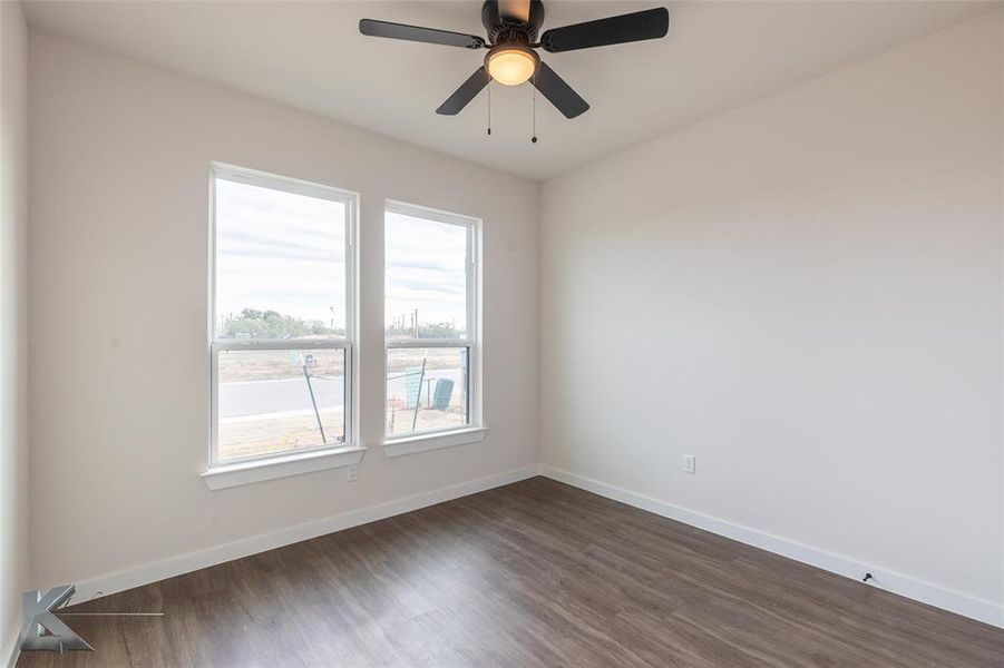 Spacious, unfurnished interior of a new home in , Abilene (Image 22).