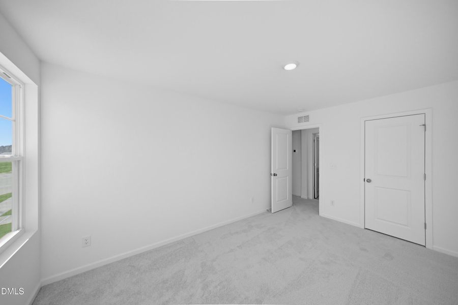 SUN_Everlee_Pic_CarsonII_QMI_229_Bed3_2o