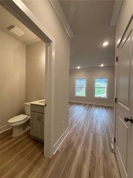 Spacious, unfurnished interior of a new home in , Gainesville (Image 10).