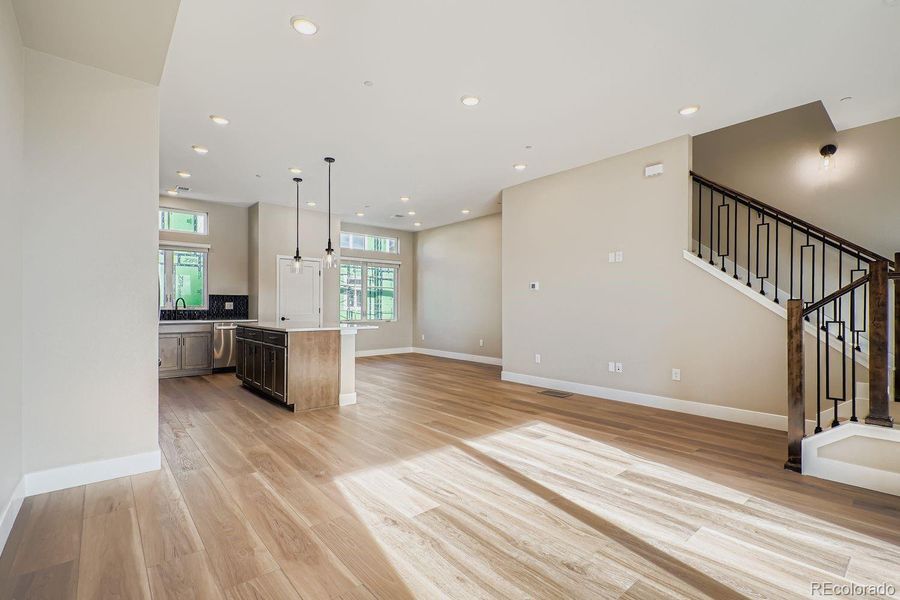 Spacious, unfurnished interior of a new home in , Lakewood (Image 17).