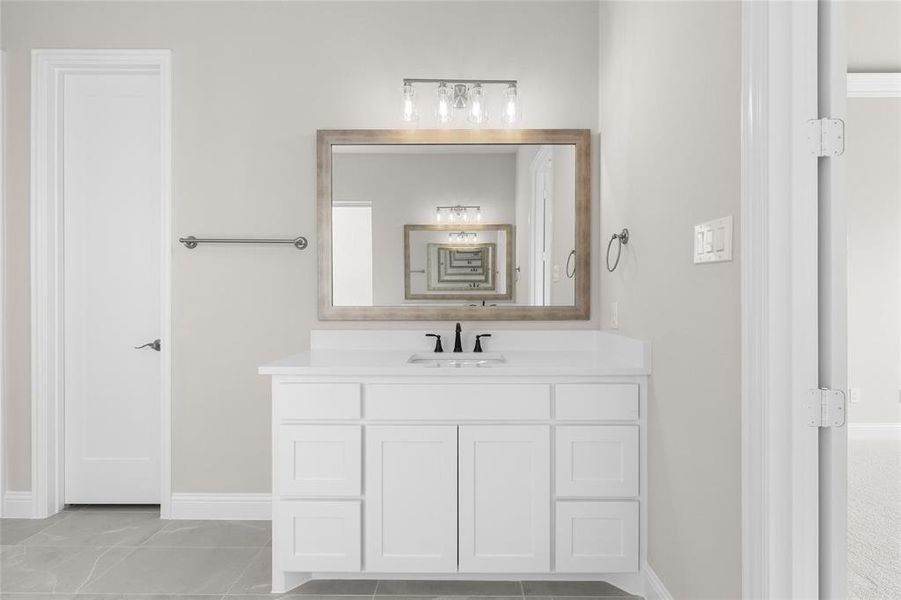 4524 Sky Harbor  Bath 3