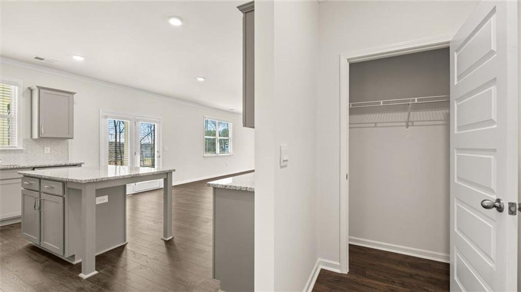 Furnished interior view inside a new home in Kingston Ranch at Lake Oconee, Buckhead (Image 19).