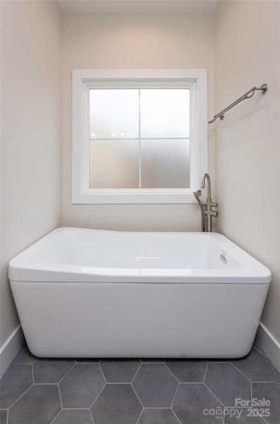 Image 37 of a home in .