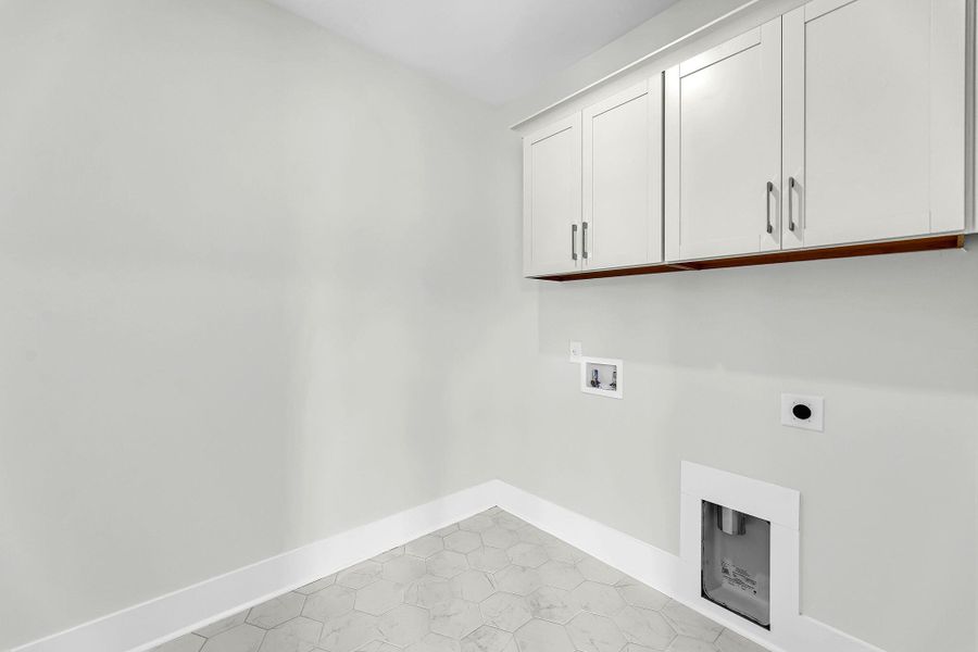 Spacious, unfurnished interior of a new home in Miller's Crossing, Johns Island (Image 38). Spacious, unfurnished interior of a new home in Miller's Crossing, Johns Island (Image 38).