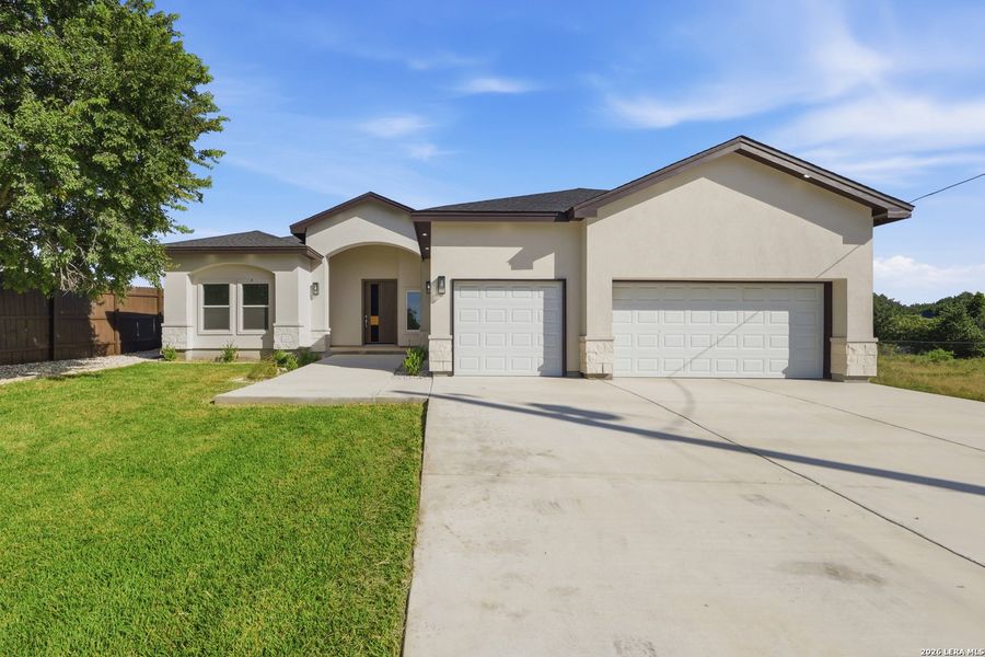 Front exterior of a new home in , Selma, TX, highlighting curb appeal (Image 24).