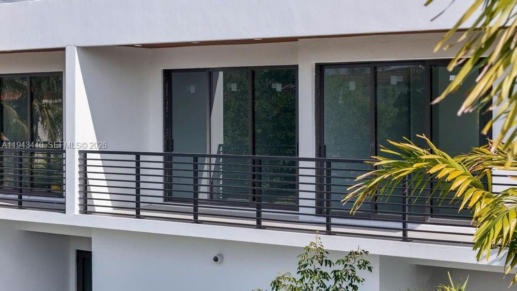 Exterior details and patio area of a home in , Fort Lauderdale (Image 45). Exterior details and patio area of a home in , Fort Lauderdale (Image 45).