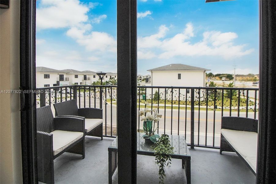 Exterior details and patio area of a home in , Florida City (Image 29).