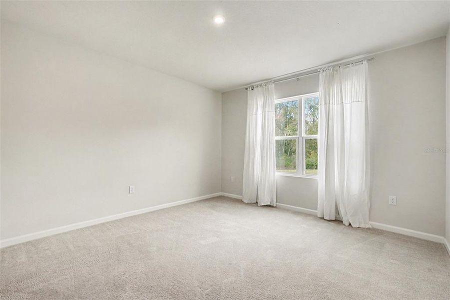 Spacious, unfurnished interior of a new home in , New Port Richey (Image 32).