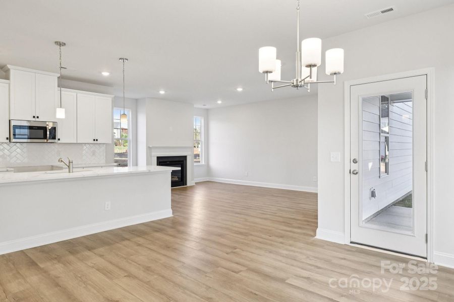 Image 42 of a home in Edgewood Preserve.