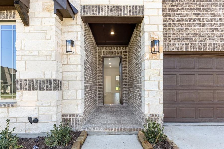 Exterior details and patio area of a home in Hampton Park, Glenn Heights (Image 3). Exterior details and patio area of a home in Hampton Park, Glenn Heights (Image 3).