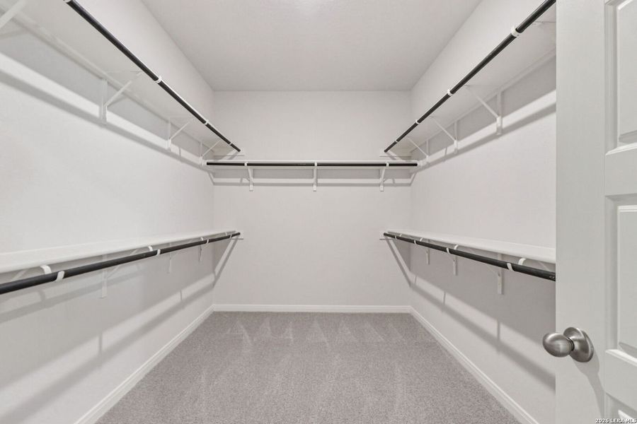 Spacious, unfurnished interior of a new home in Arcadia Ridge - Classic Series, San Antonio (Image 42).