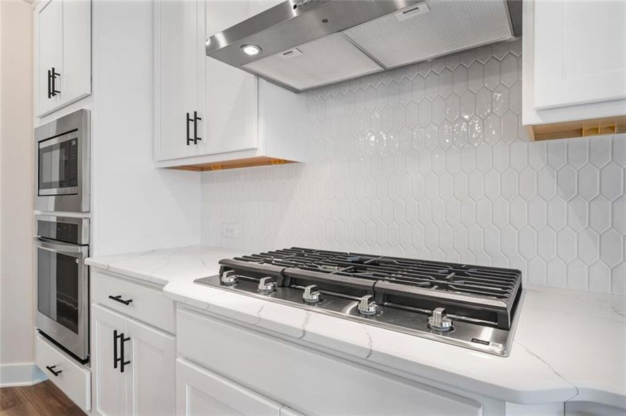 Close-up of interior finishes inside a home in Ponderosa Farms Manor, Gainesville (Image 18).