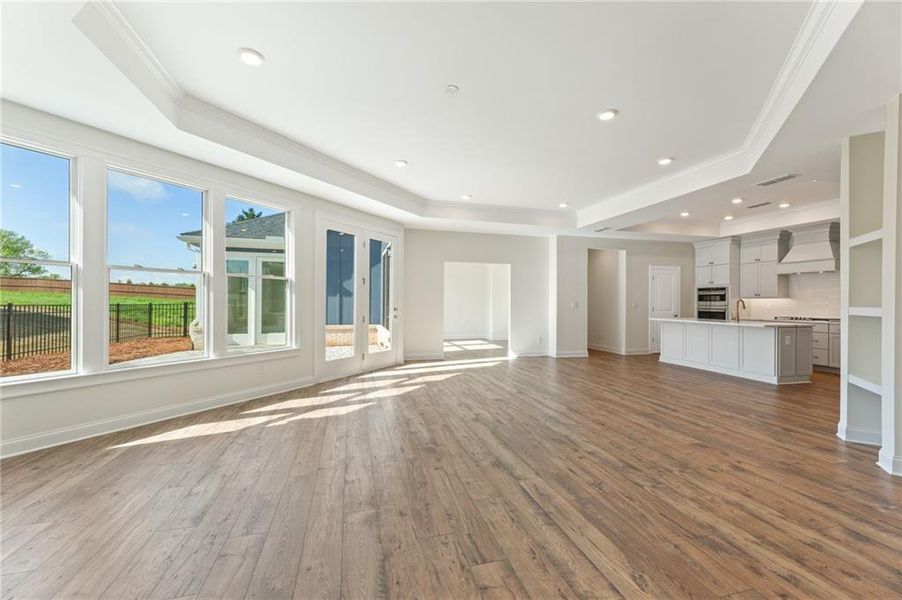 Spacious, unfurnished interior of a new home in The Courtyards of Franklin Goldmine, Cumming (Image 7).