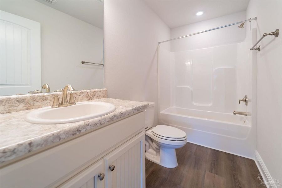 Image 20 representing the 1766 by Adams Homes in East Bay, Panama City, FL. Image 20 representing the 1766 by Adams Homes in East Bay, Panama City, FL.