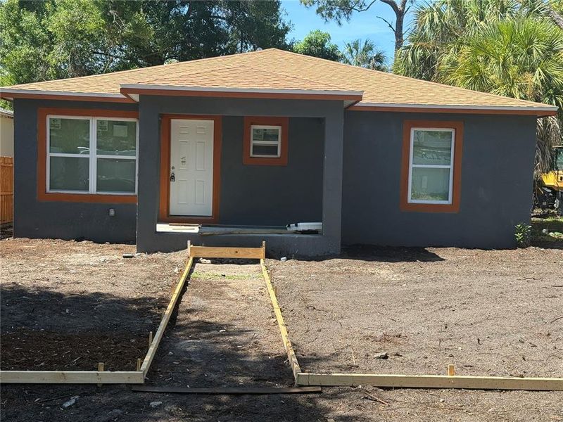 Image 2 of a home in . Image 2 of a home in .