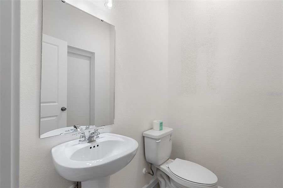 Furnished interior view inside a new home in , Kissimmee (Image 6).