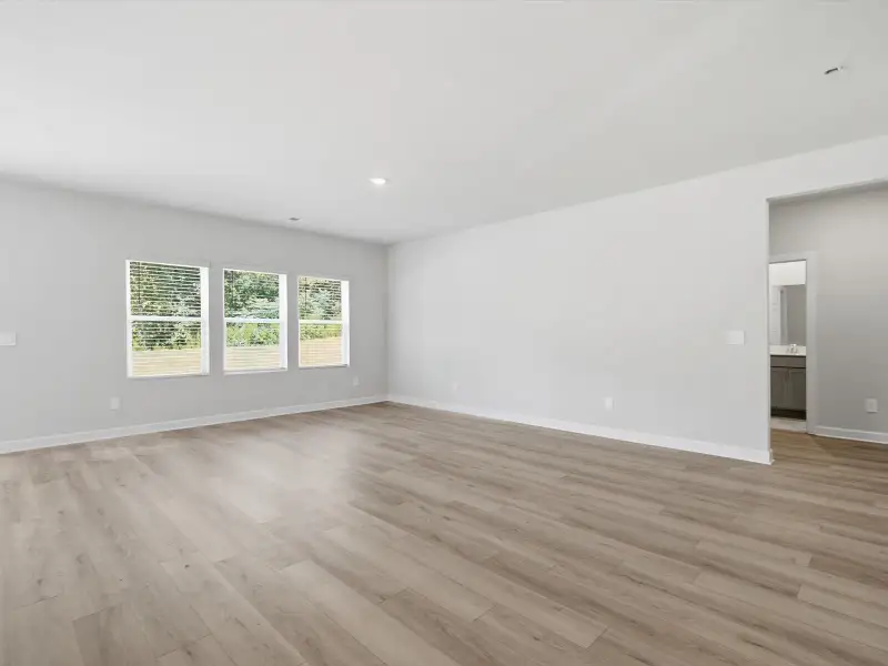 Spacious, unfurnished interior of a new home in Shiloh Valley, Piedmont (Image 13). Spacious, unfurnished interior of a new home in Shiloh Valley, Piedmont (Image 13).