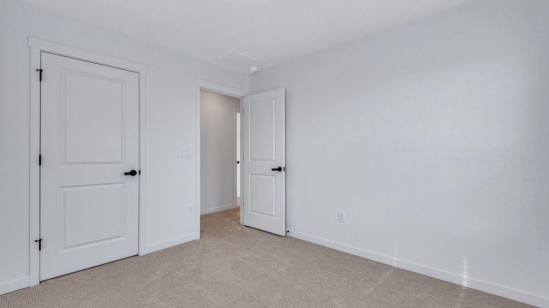 Representative unfurnished interior of a home built from the Bridgeport by D.R. Horton in Hansen Farm, Fort Collins (Image 28).
