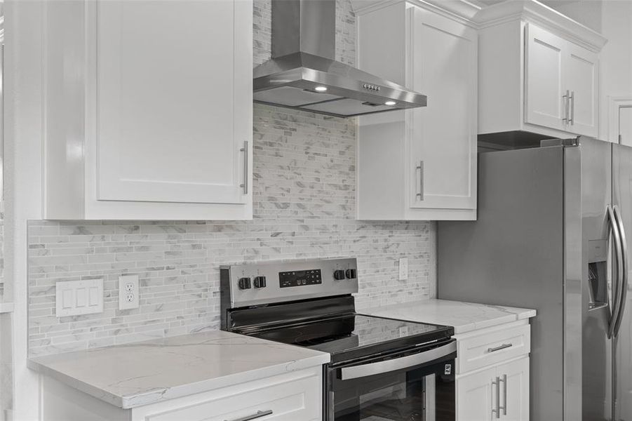 Furnished interior view inside a new home in , Granbury (Image 4).