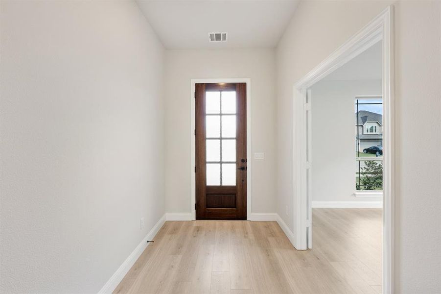 Spacious, unfurnished interior of a new home in Woodstone, Providence Village (Image 13). Spacious, unfurnished interior of a new home in Woodstone, Providence Village (Image 13).