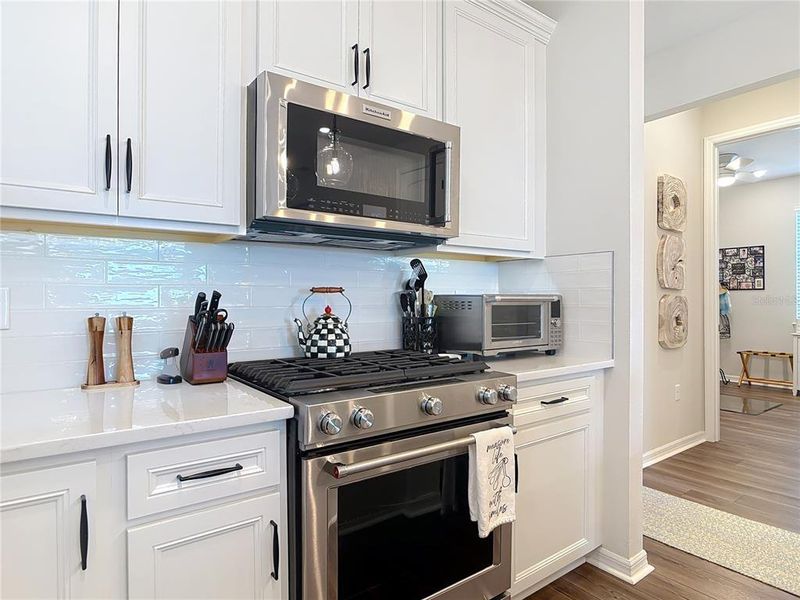 Furnished interior view inside a new home in , Minneola (Image 19).