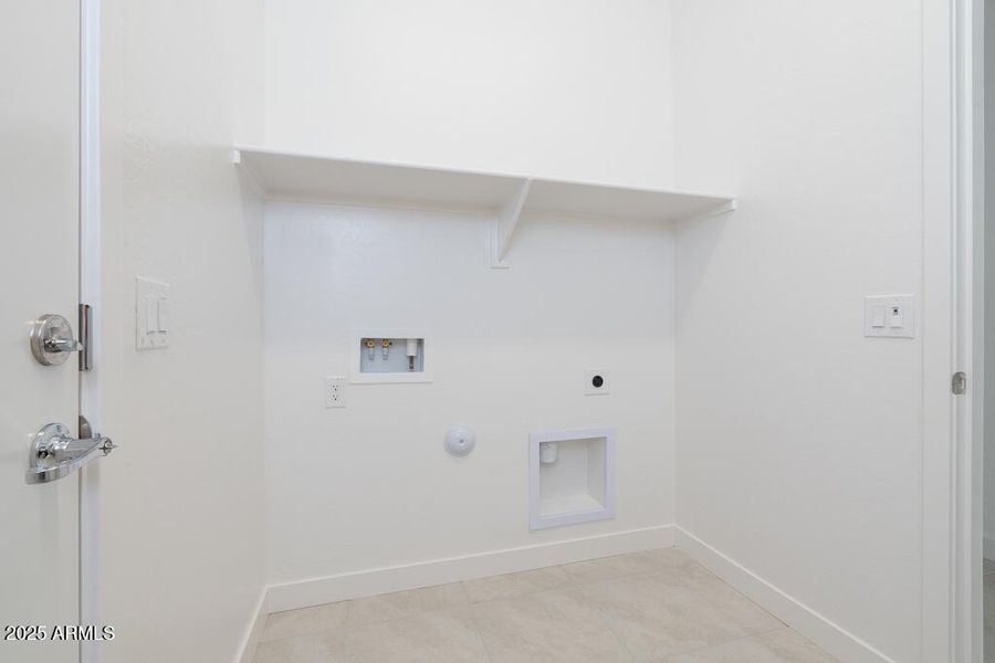 Tri Pointe Waterston Central 388 - Laund