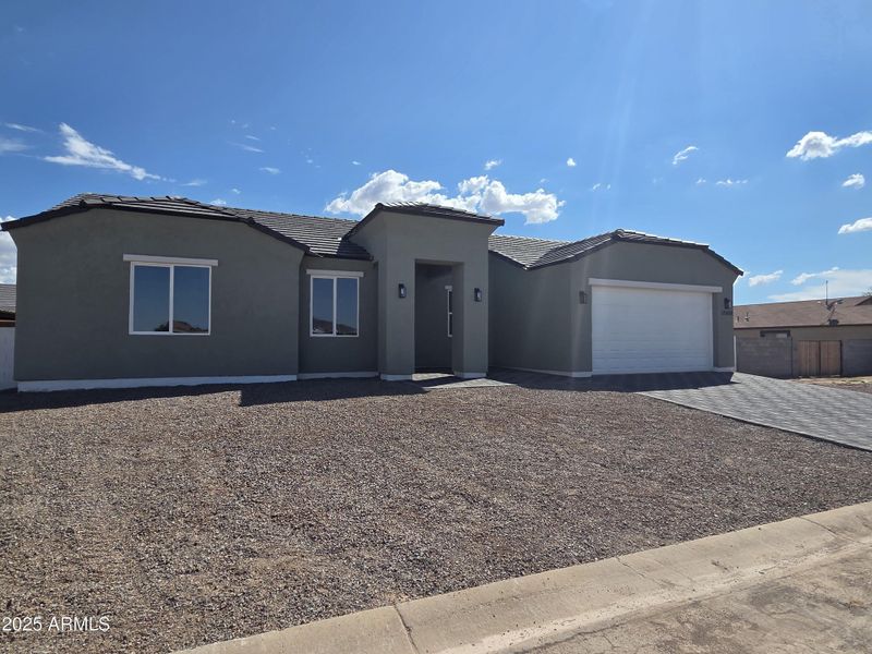 20250903_143722 20250903_143722