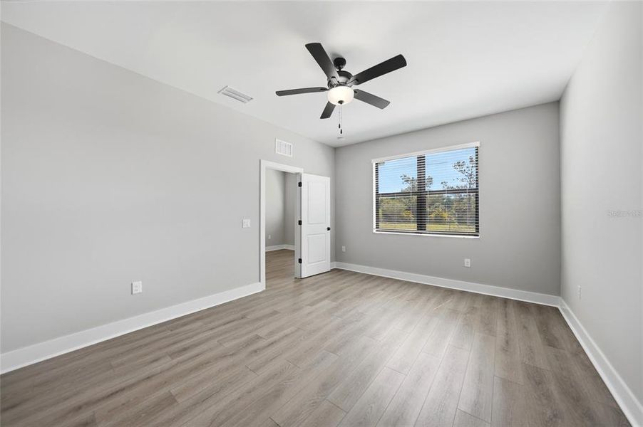 Spacious, unfurnished interior of a new home in , Port Charlotte (Image 48). Spacious, unfurnished interior of a new home in , Port Charlotte (Image 48).