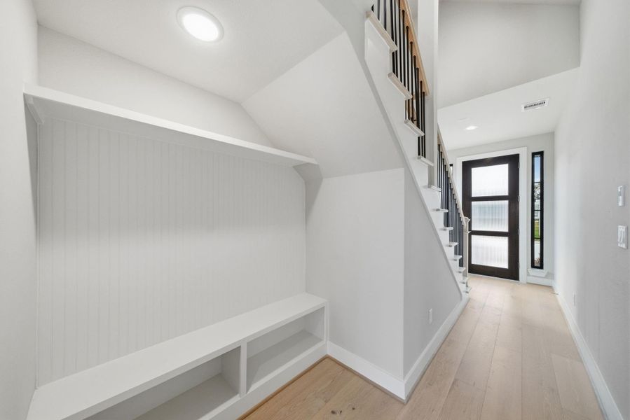 Spacious, unfurnished interior of a new home in Spring Valley Creek, Houston (Image 22).