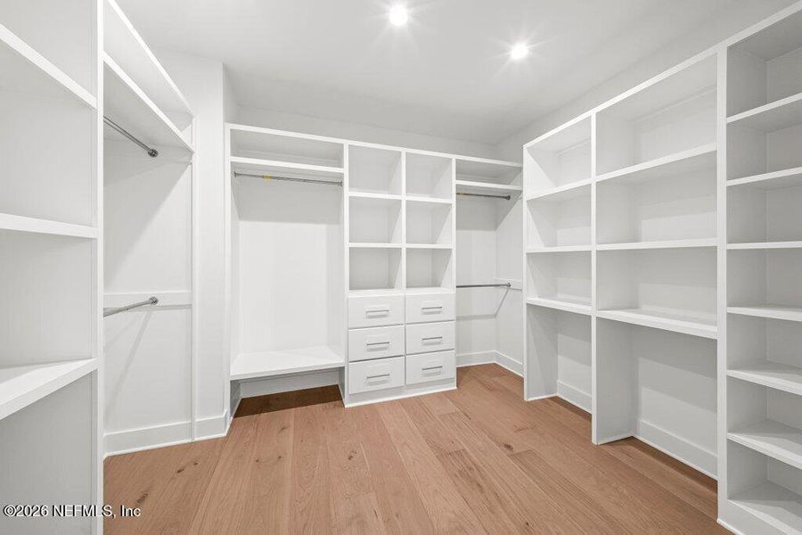 Spacious, unfurnished interior of a new home in , Atlantic Beach (Image 47).