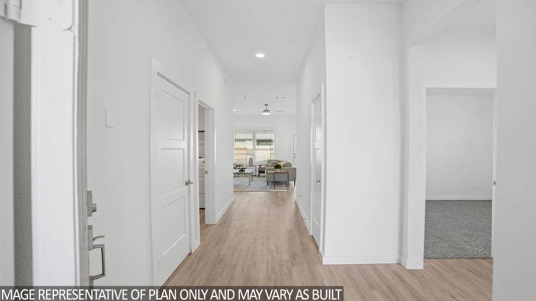 Spacious, unfurnished interior of a new home in Hills of Westlake, Conroe (Image 11). Spacious, unfurnished interior of a new home in Hills of Westlake, Conroe (Image 11).