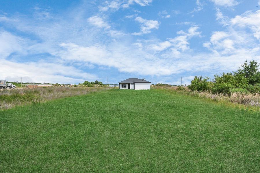 Image 27 of a home in . Image 27 of a home in .