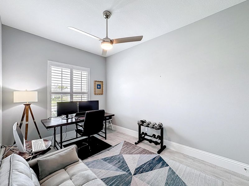 9155 SW Pinnacle Place18