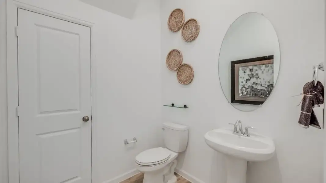 Allen II Powder Room