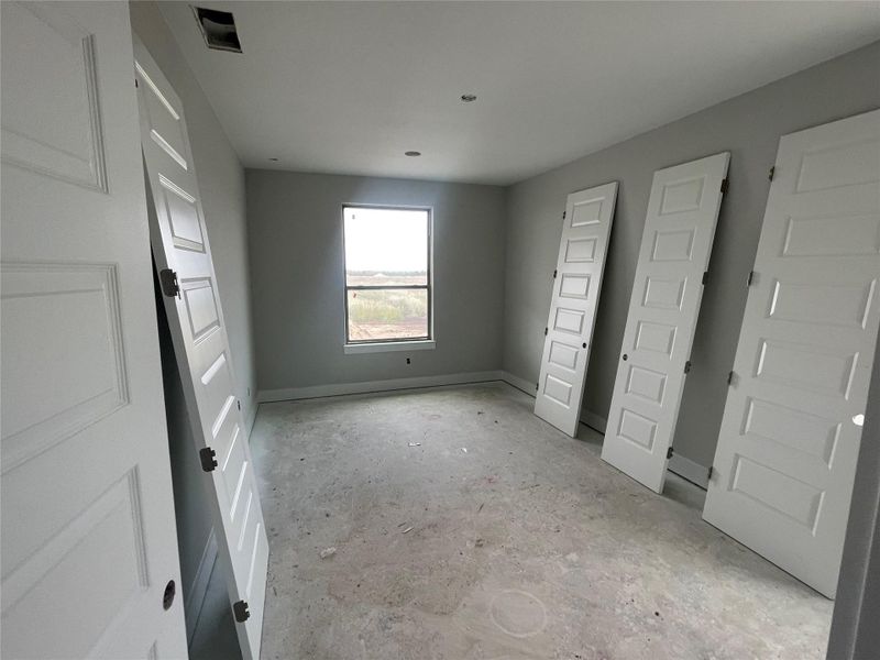 Spacious, unfurnished interior of a new home in Leander Estates, Leander (Image 20).