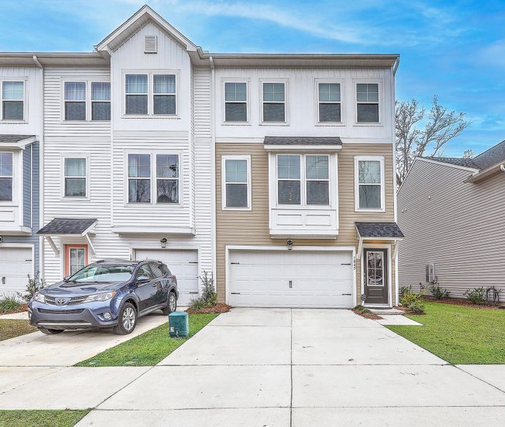 Front exterior of a new home in , Hanahan, SC, highlighting curb appeal (Image 1). Front exterior of a new home in , Hanahan, SC, highlighting curb appeal (Image 1).