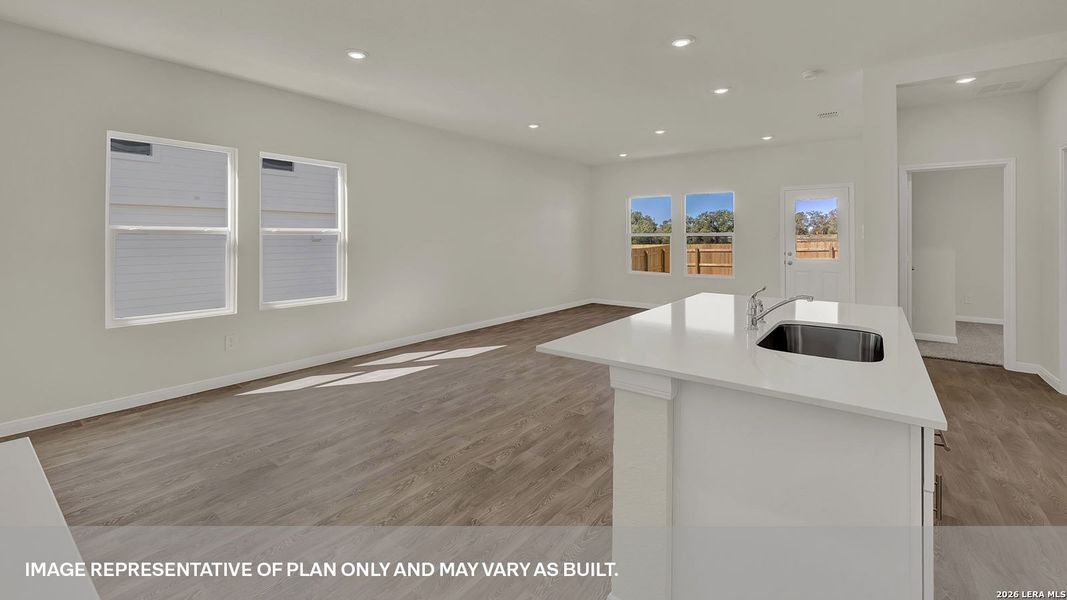 Spacious, unfurnished interior of a new home in Paramount, Kyle (Image 20).