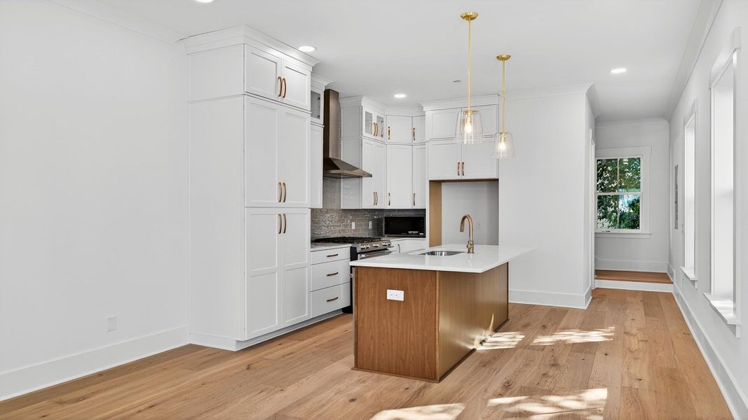 Furnished interior view inside a new home in Grants Court, Charleston (Image 5).