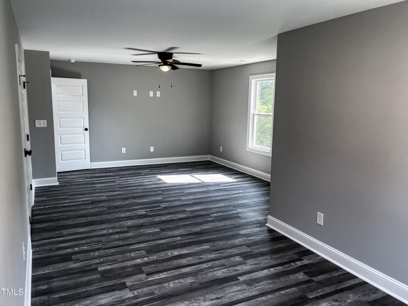 5A7D4175-31FD-4C08-B5F3-123D12B70039