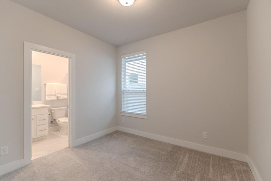 Spacious, unfurnished interior of a new home in Grand Central Park, Conroe (Image 23).