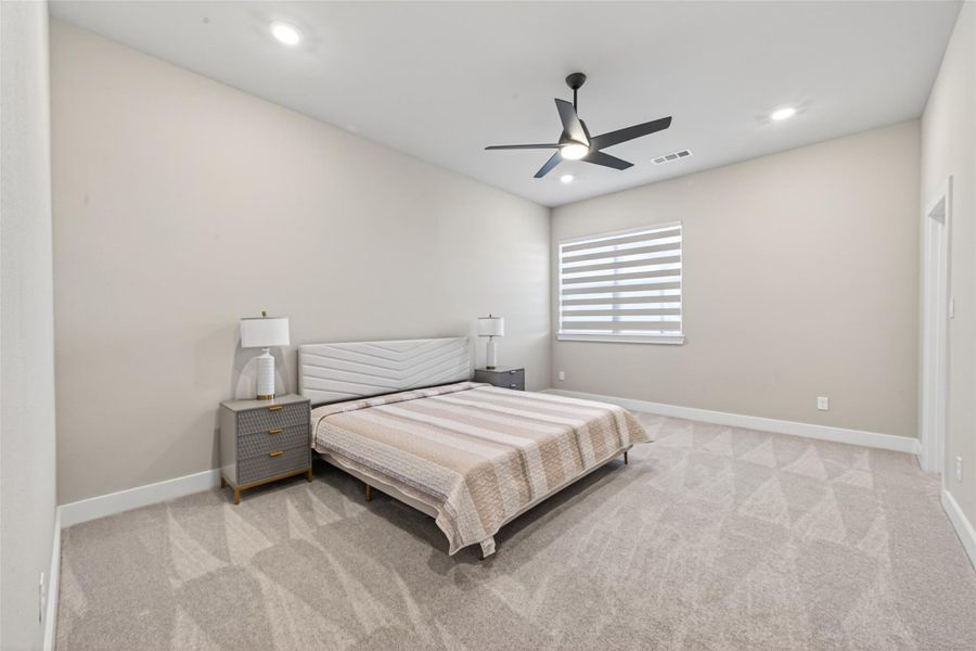 Furnished interior view inside a new home in , Missouri City (Image 47).