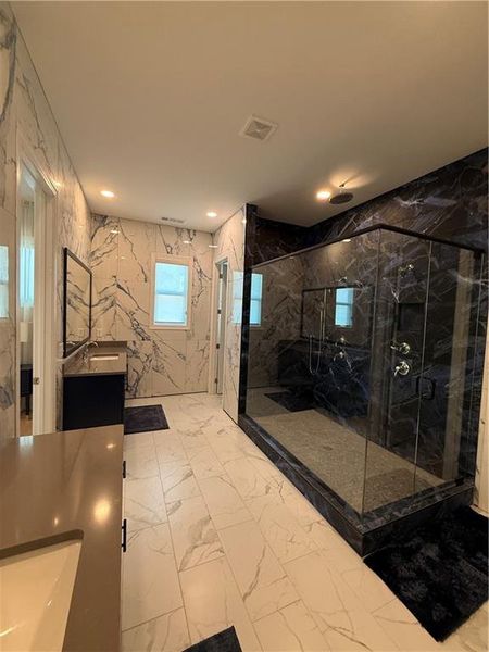 Image 36 of a home in .