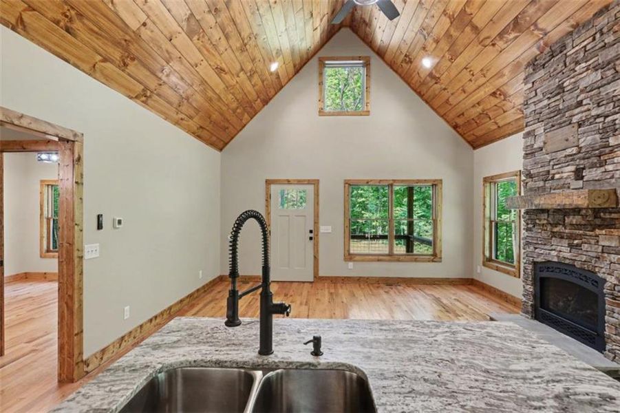 Community amenities in , Blairsville (Image 39).