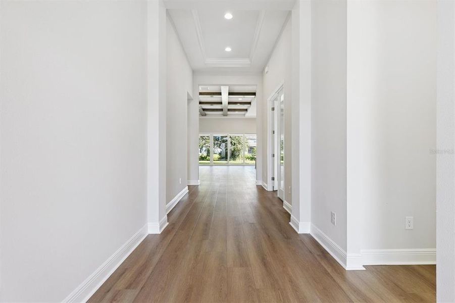 Spacious, unfurnished interior of a new home in Hawkstone, Lithia (Image 26).