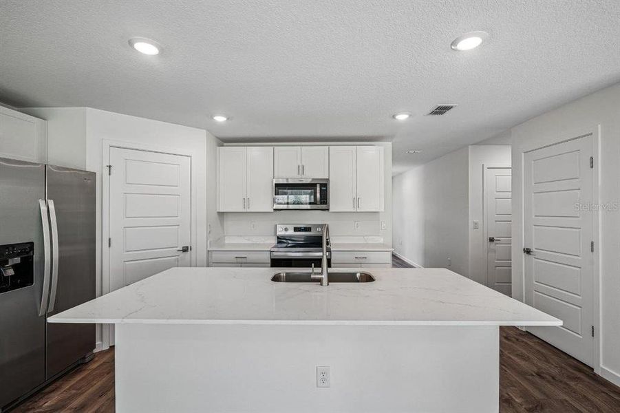 Furnished interior view inside a new home in , Umatilla (Image 4).