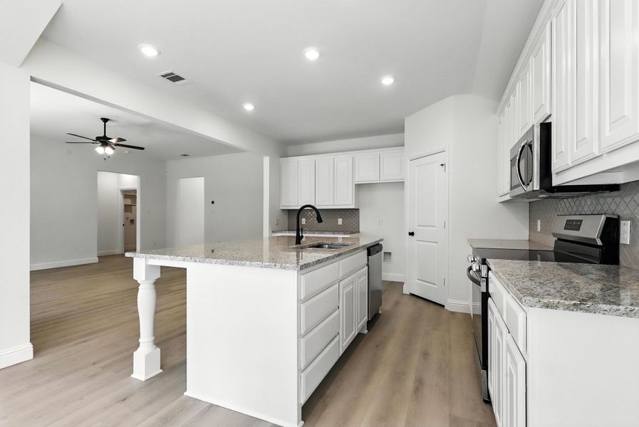 Representative furnished interior of a home built from the Iverson I by Cheldan Homes in Pitcock Addition, Graham (Image 45).