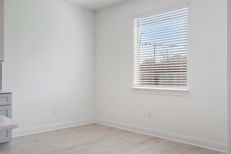 011_lb102546_877 011_lb102546_877