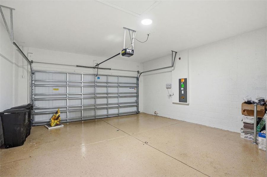 Spacious, unfurnished interior of a new home in Hilltop Point, Dade City (Image 48). Spacious, unfurnished interior of a new home in Hilltop Point, Dade City (Image 48).