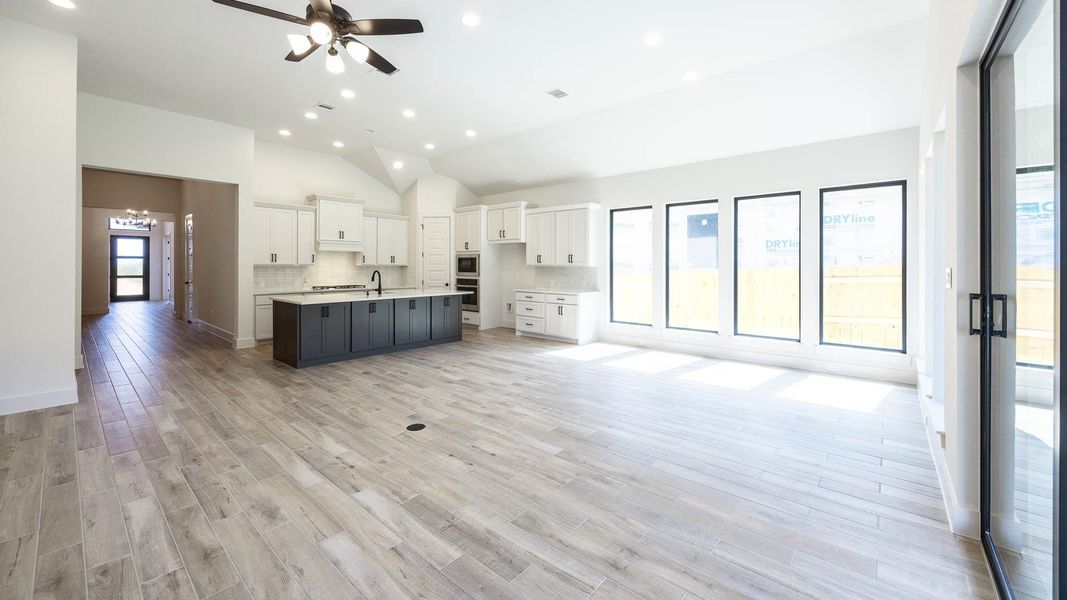 Spacious, unfurnished interior of a new home in Parkside Peninsula, Georgetown (Image 11).